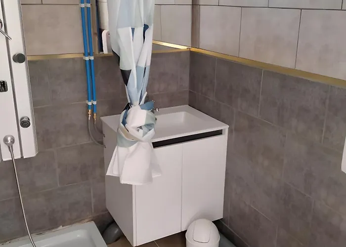 Deux Petites Maisons Separees-ville 度假居 索米尔