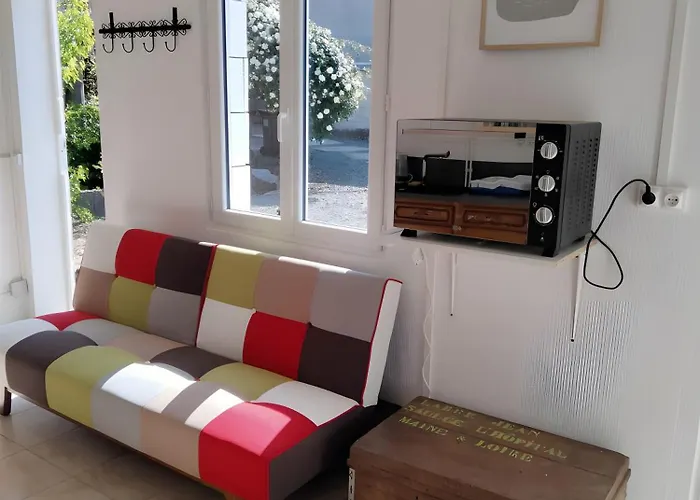 度假居 Deux Petites Maisons Separees-ville