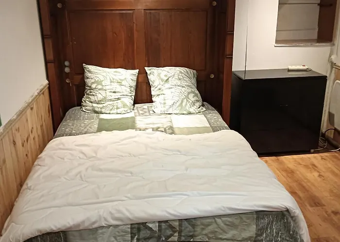 Deux Petites Maisons Separees-ville 度假居